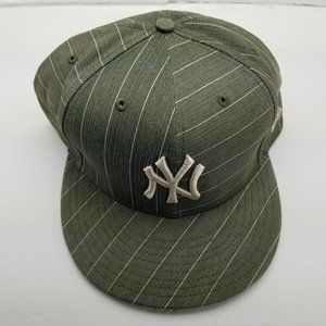 New Yankees Baseball Cap Gray & White Stripe